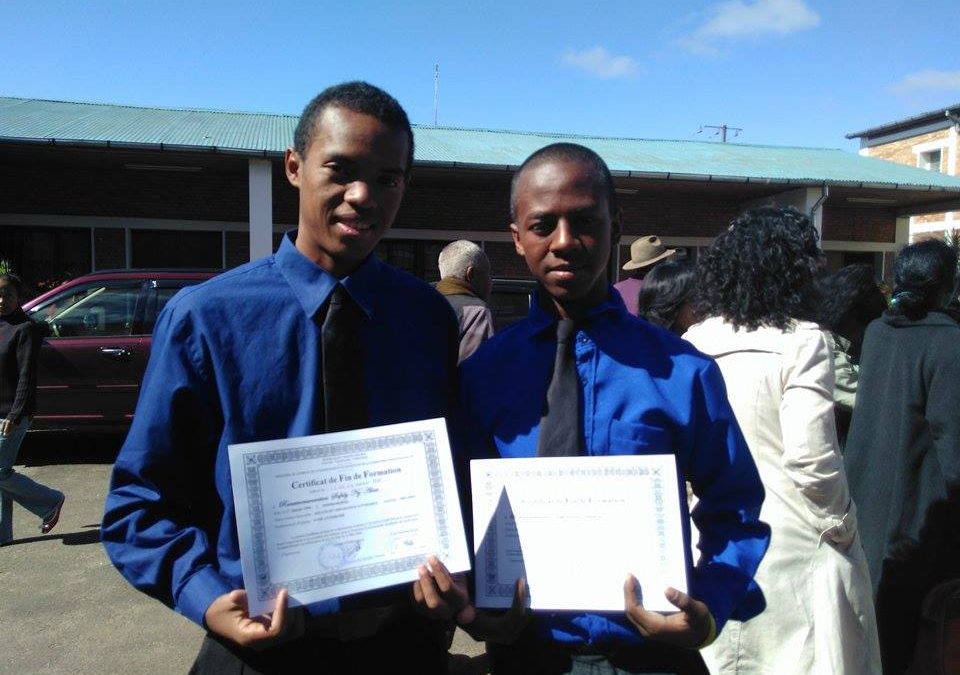 Tsila et Safidy font la fierté de Grandir Ailleurs !