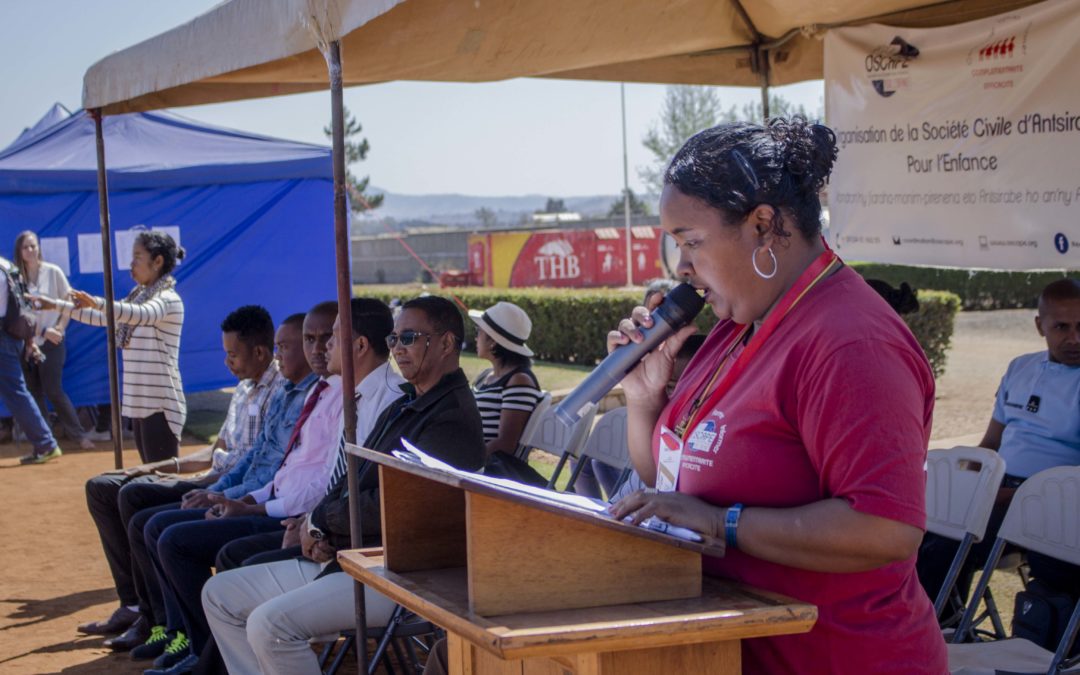 / PORTRAIT D’ÉQUIPE / Manovosoa : pierre angulaire de l’OSCAPE, coordinatrice au grand cœur